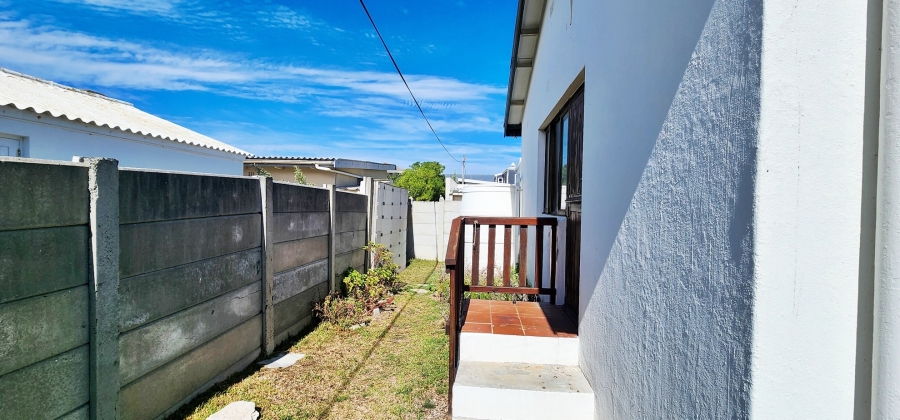 4 Bedroom Property for Sale in Agulhas Western Cape